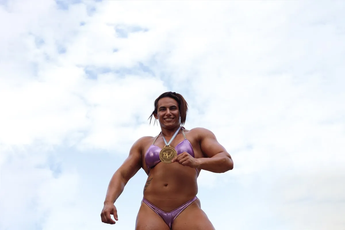Curated By Girls - Musculosas series